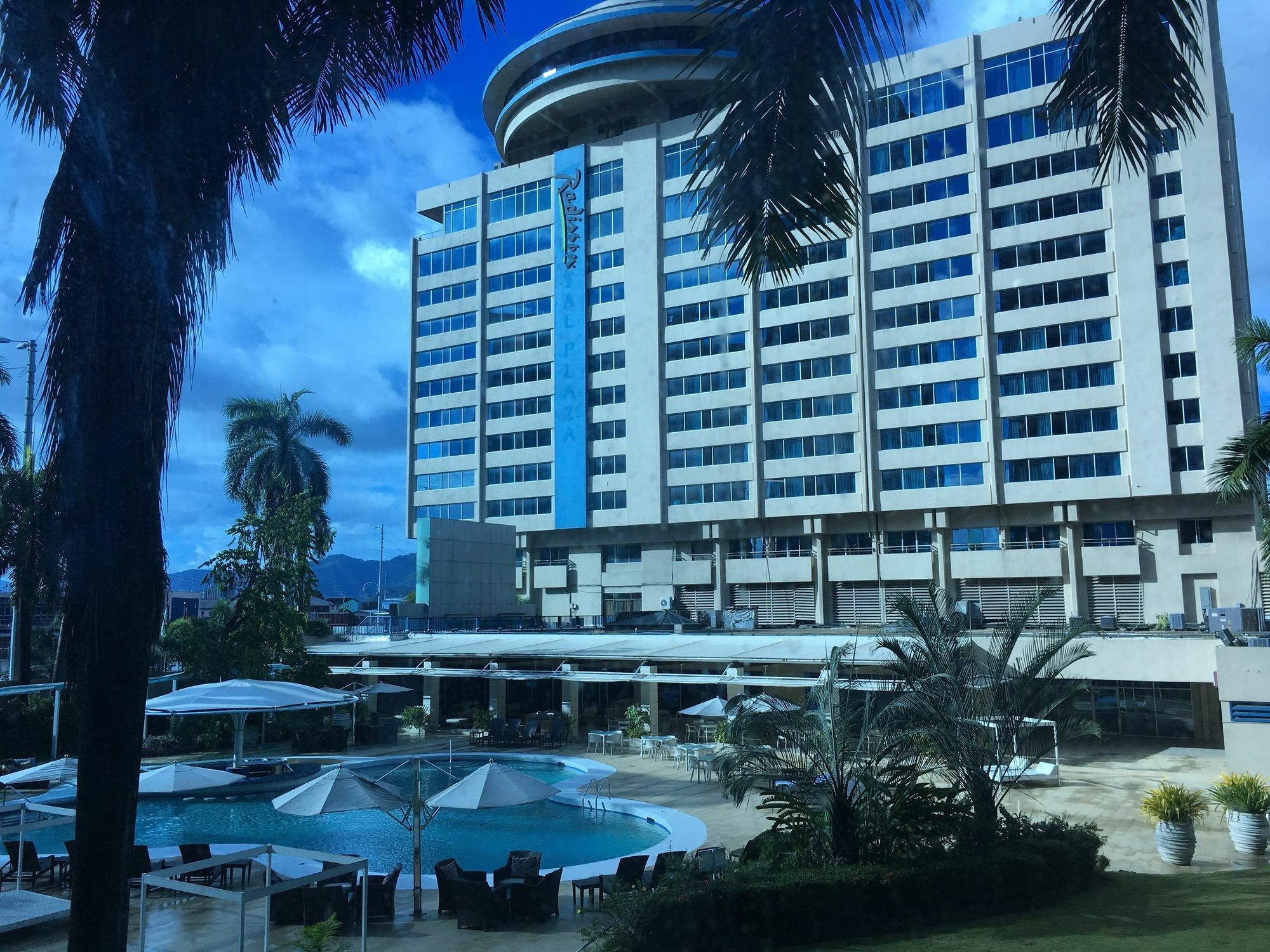 Radisson Hotel Trinidad Port of Spain Exterior foto